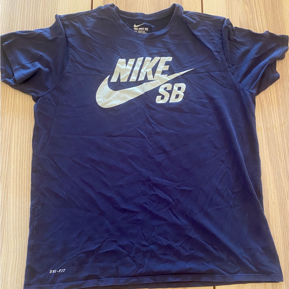 COPY - NIKE SB DRI-FIT T-SHIRT XL
